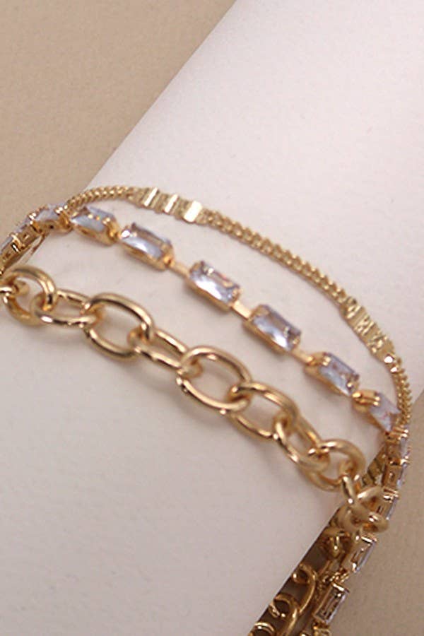 JOSSLYN by wall to wall - BAGUETTE STONE MULTI LAYER TOGGLE BRACELET | 80B233