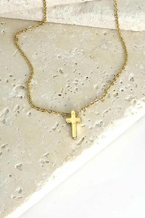 JOSSLYN by wall to wall - CLASSIC MINI CROSS NECKLACE | 47N15737-CROSS