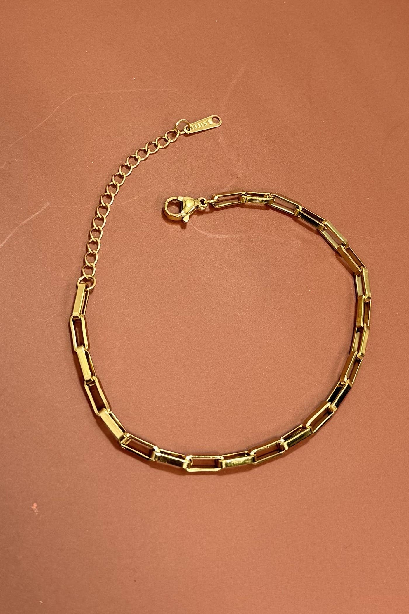 JOSSLYN by wall to wall - 18K STAINLESS STEEL BRACELET FOR CHARMS | 40CB123