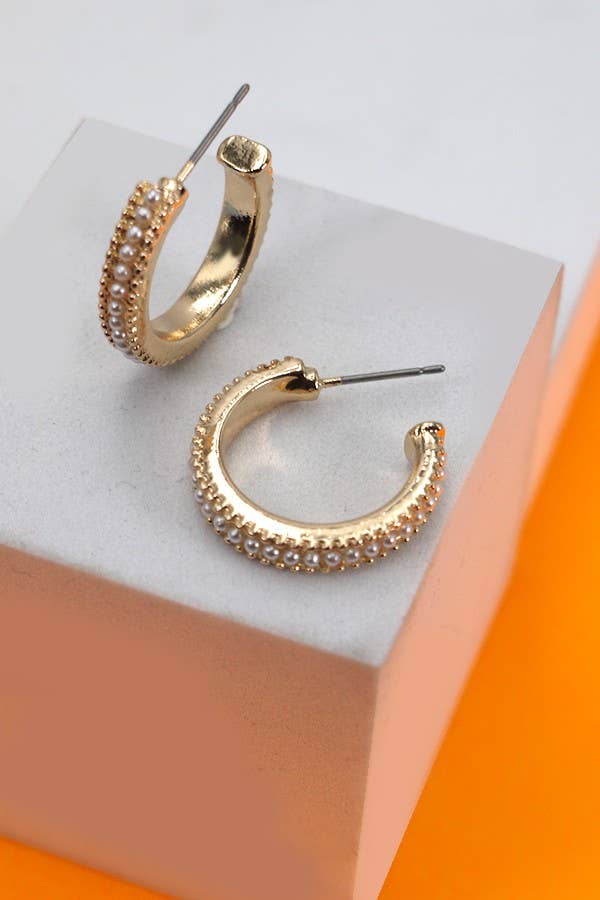 JOSSLYN by Wall to Wall - PEARL STUDDED HOOP EARRINGS | 31E24034