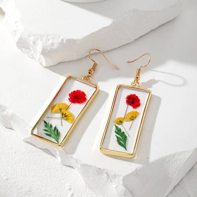 JOSSLYN by wall to wall - Vintage Dried Flower Earrings | 40E384