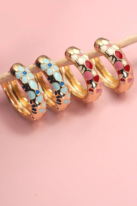 JOSSLYN by wall to wall - COLORFUL ENAMEL FLOWER HUGGIE HOOP EARRINGS | 40E359