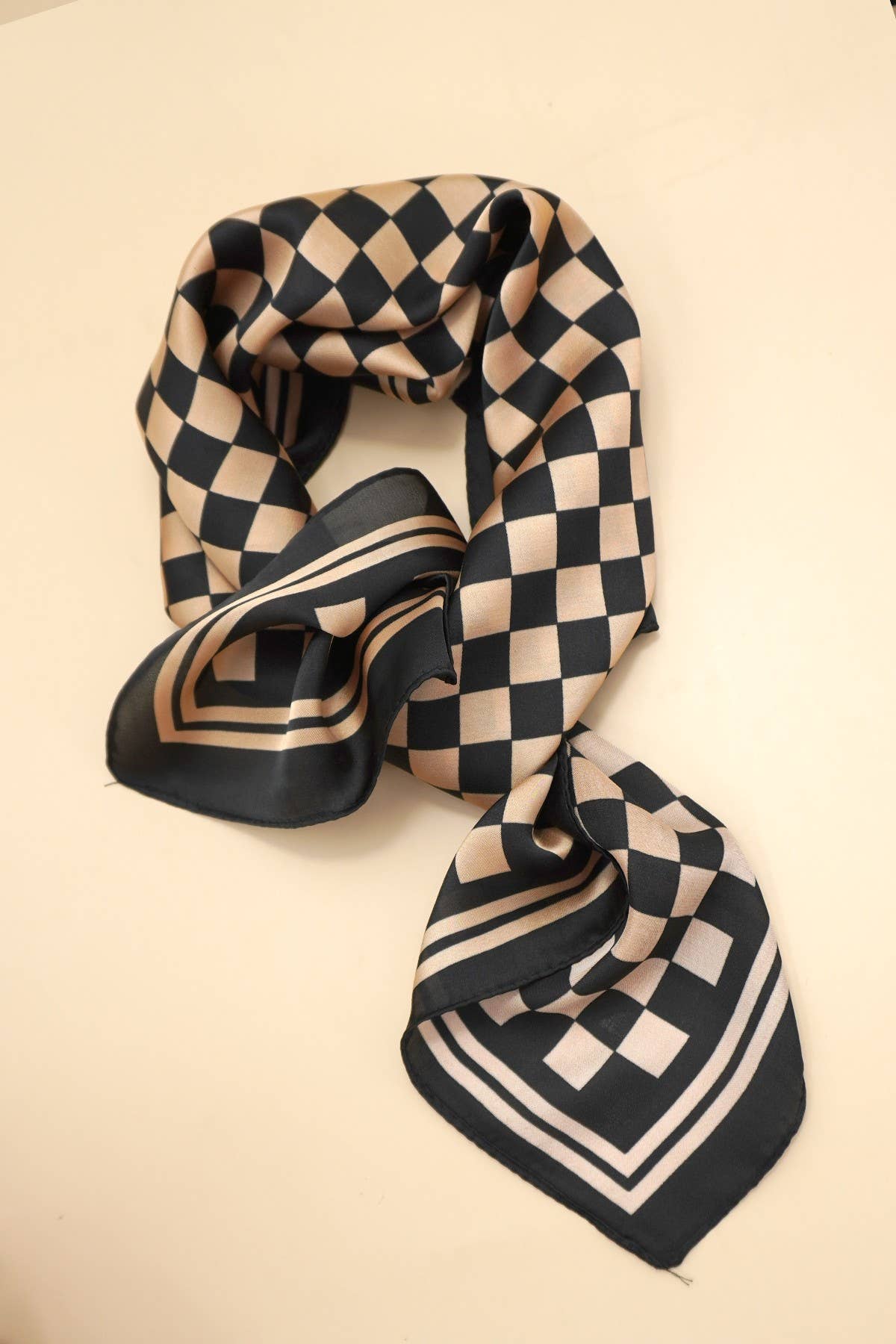 JOSSLYN by wall to wall - LARGE CHECKER PRINT SILKY FEEL BANDANA SCARF | 40SC692