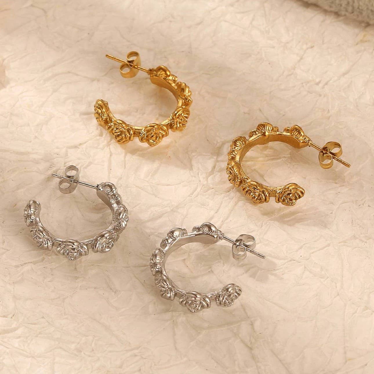 JOSSLYN by wall to wall - 18K STAINLESS STEEL WATERPROOF TARNISH FREE HOOPS | 40E400