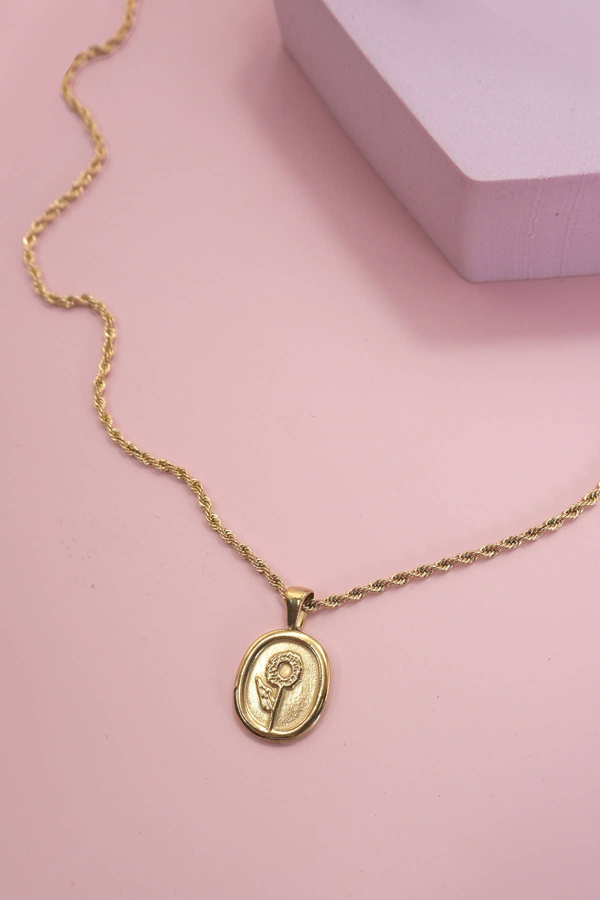 JOSSLYN by wall to wall - 18K STAINLESS STEEL TARNISH FREE ROSE NECKLACE | 40NK9447