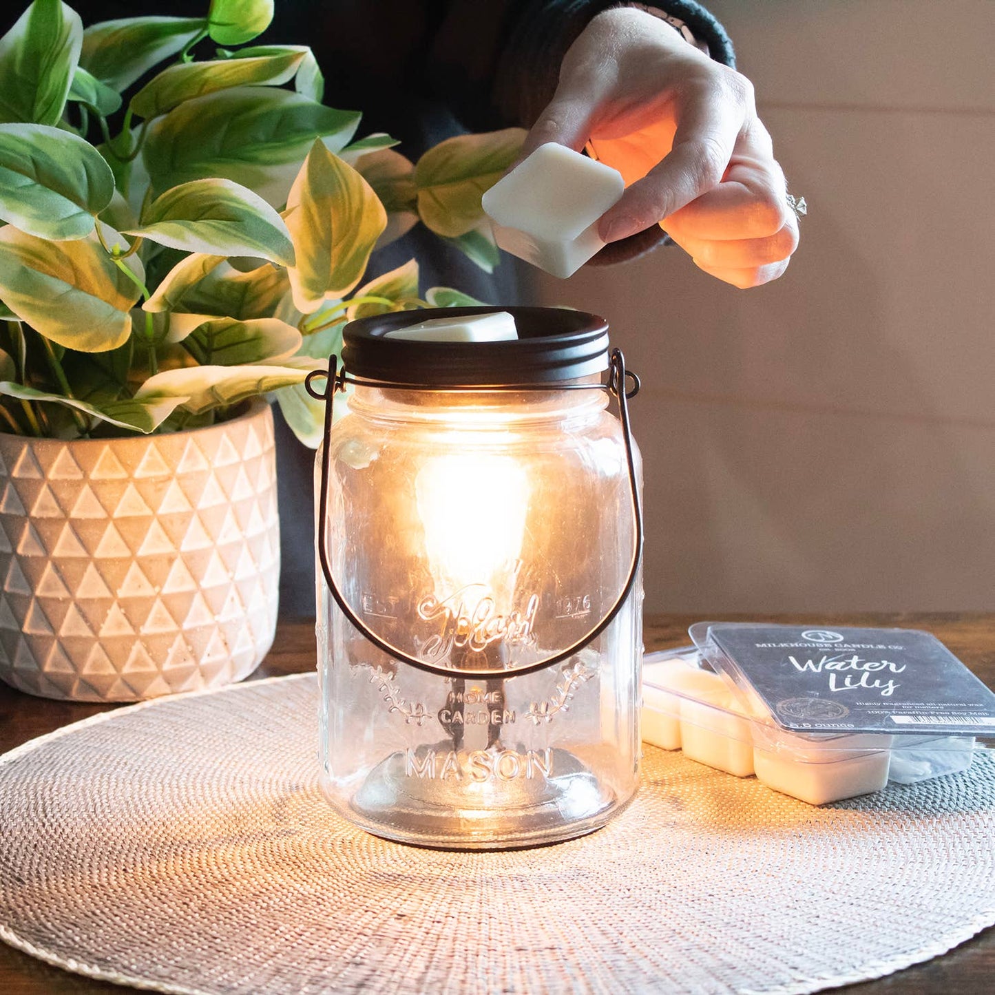 Milkhouse Candle Company - Mason Jar Edison Bulb Wax Melter