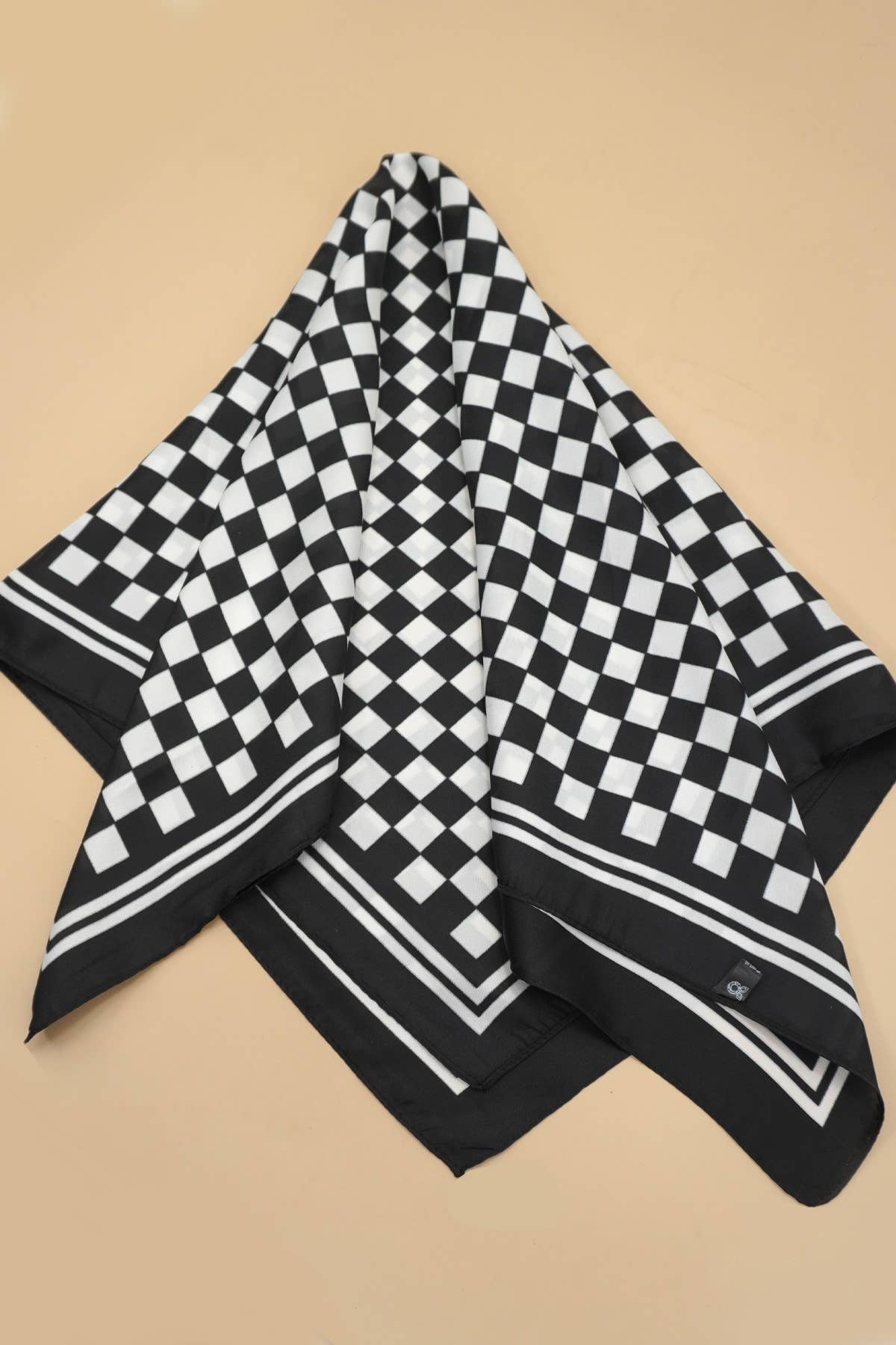 JOSSLYN by wall to wall - LARGE CHECKER PRINT SILKY FEEL BANDANA SCARF | 40SC692